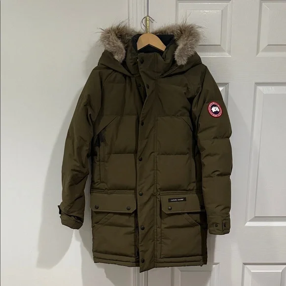 Canada Goose Men’s Military Green Puffer Jacket with Fur Hood - Picture 1 of 14